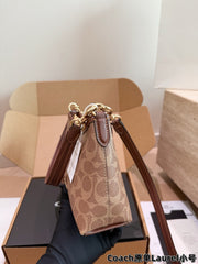 Coach bag | The mini hobo bag is just too adorable!