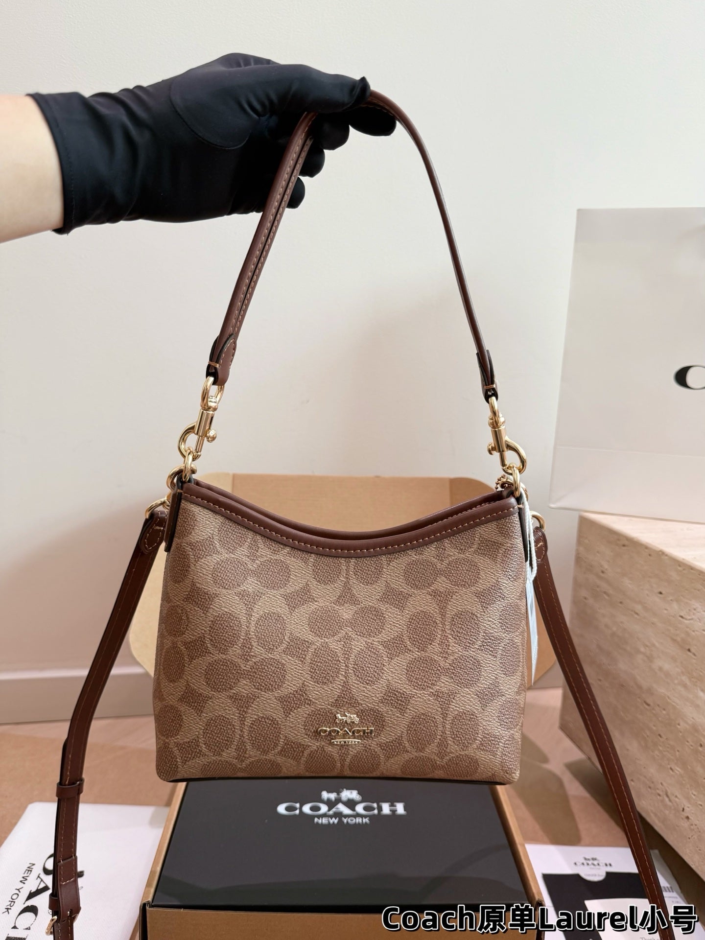 Coach bag |  The mini hobo bag is just too adorable!