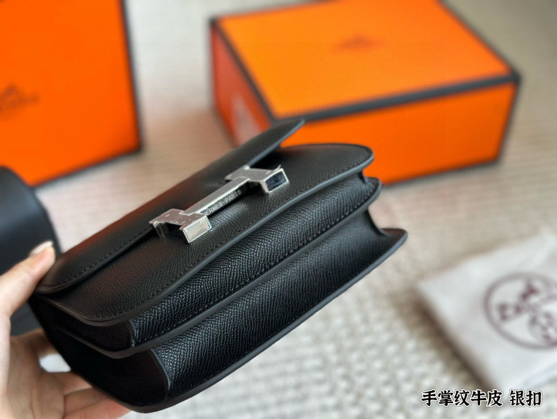 Hermes  Leather Stewardess Bag