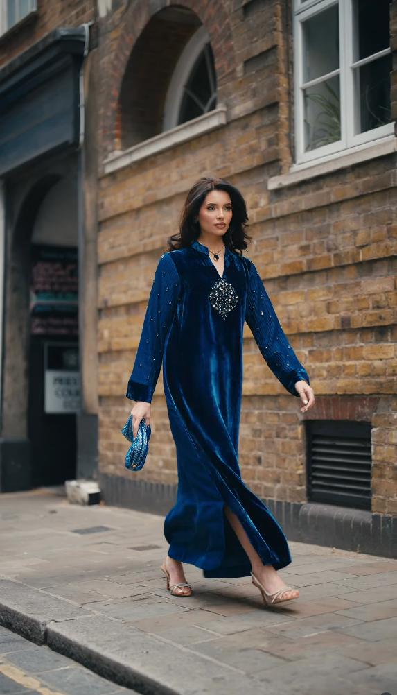 Royal Blue Velvet Kaftan Dress – Pakistani Formal Wear
