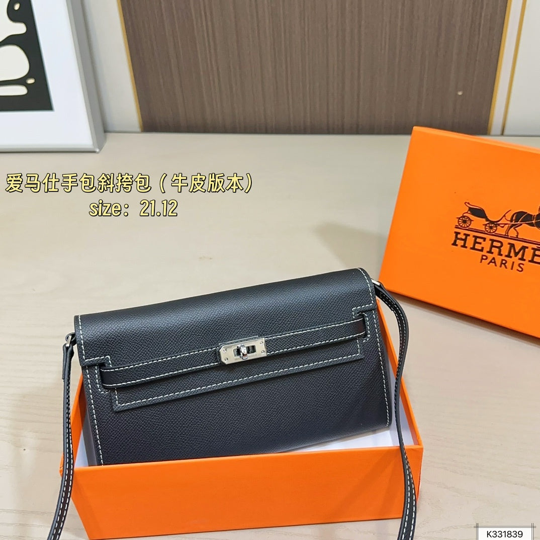 Leather Hermès Kelly handbag with box