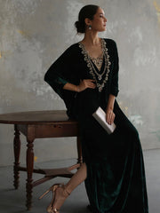 Emerald Velvet Embellished Kaftan – Pakistani Formal Wear