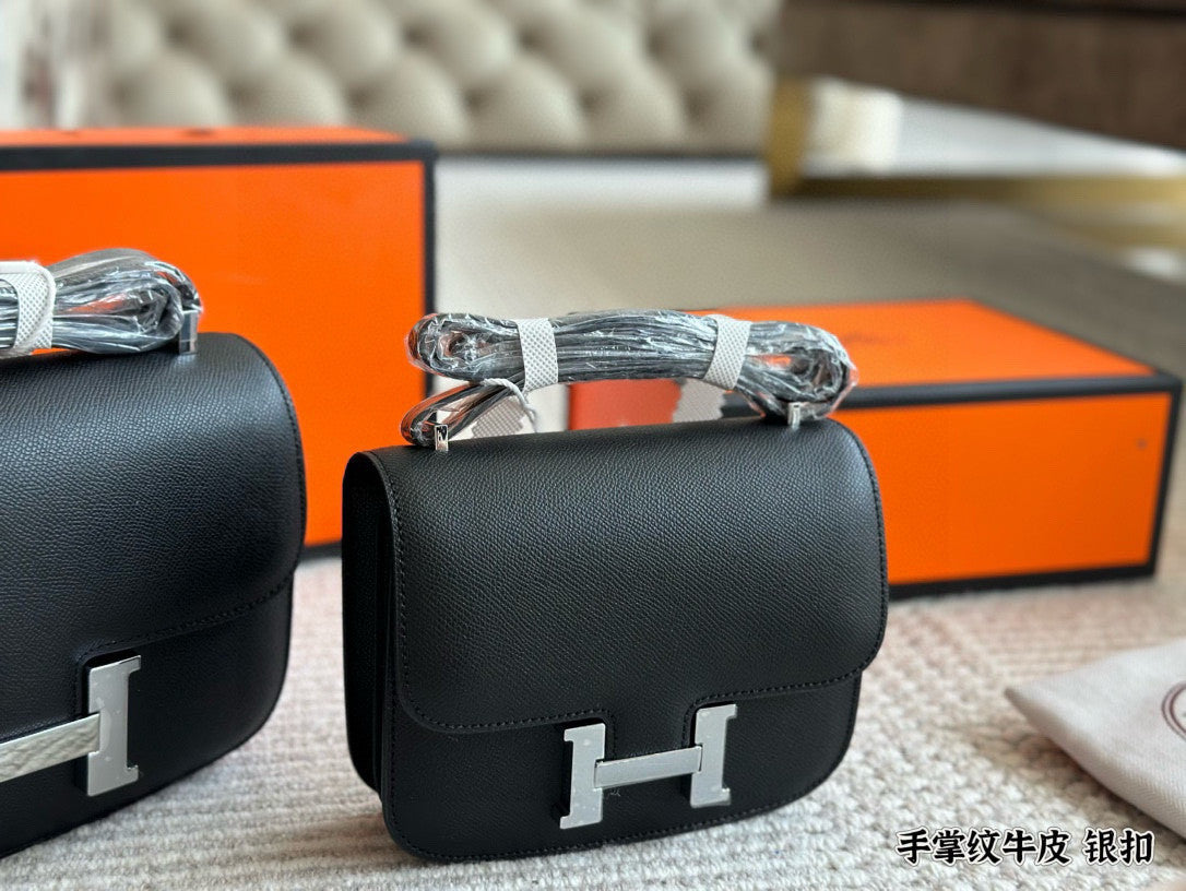 Hermes  Leather Stewardess Bag