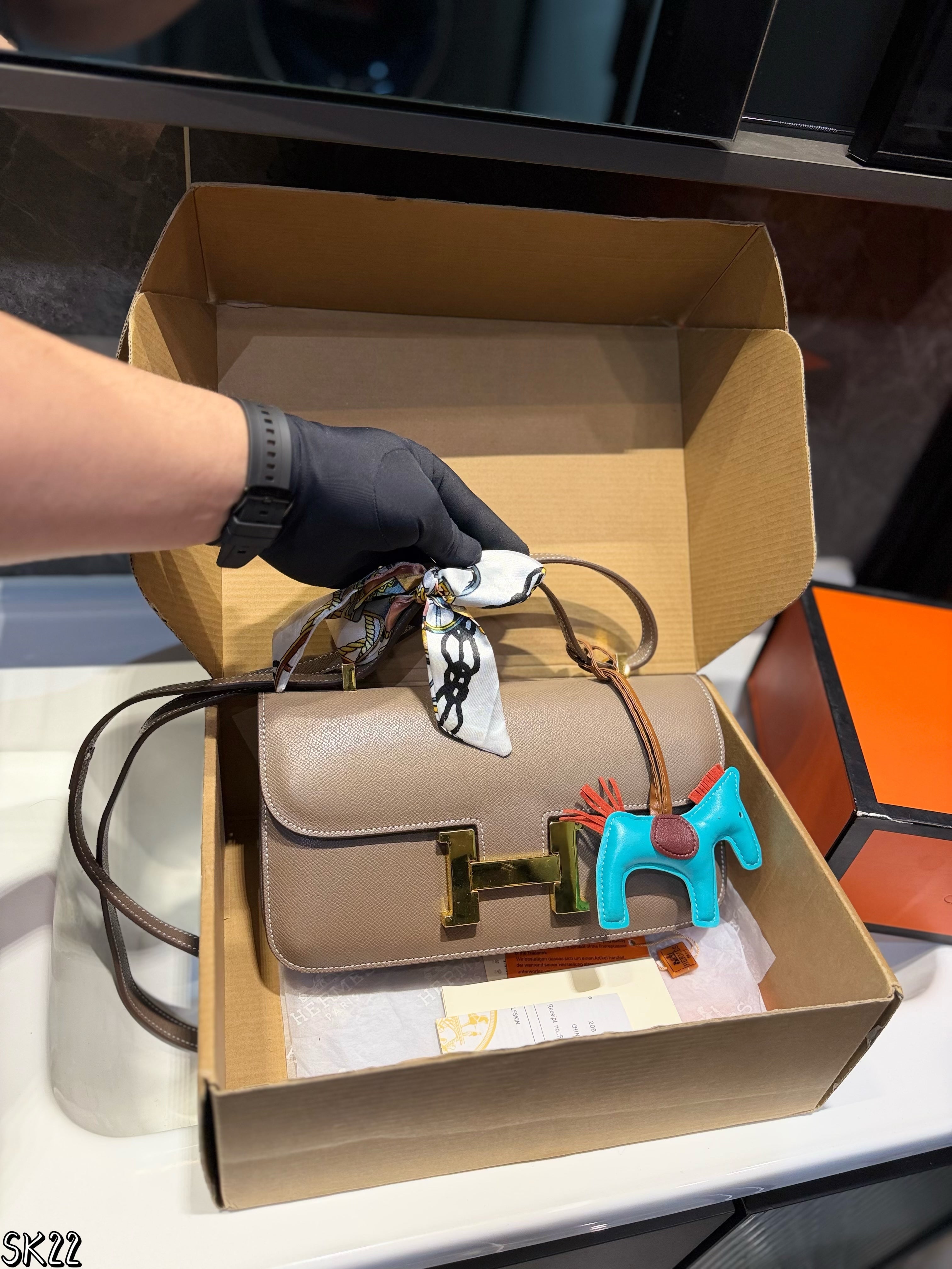 Hermes leather stewardess bag