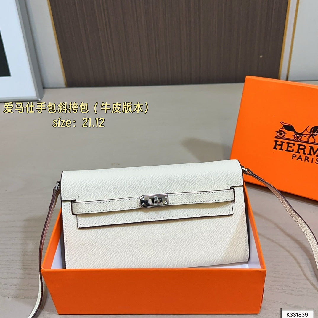 Leather Hermès Kelly handbag with box