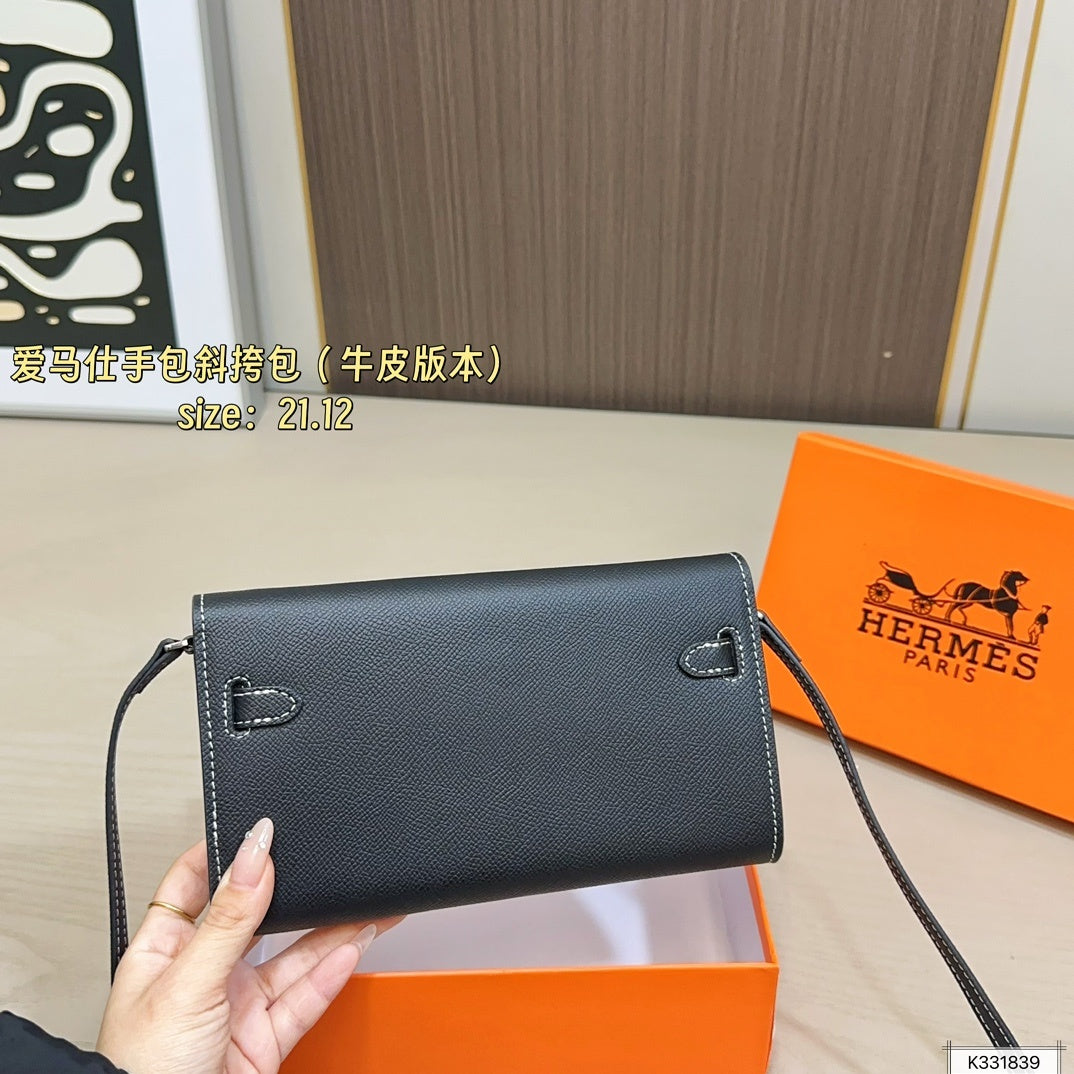 Leather Hermès Kelly handbag with box
