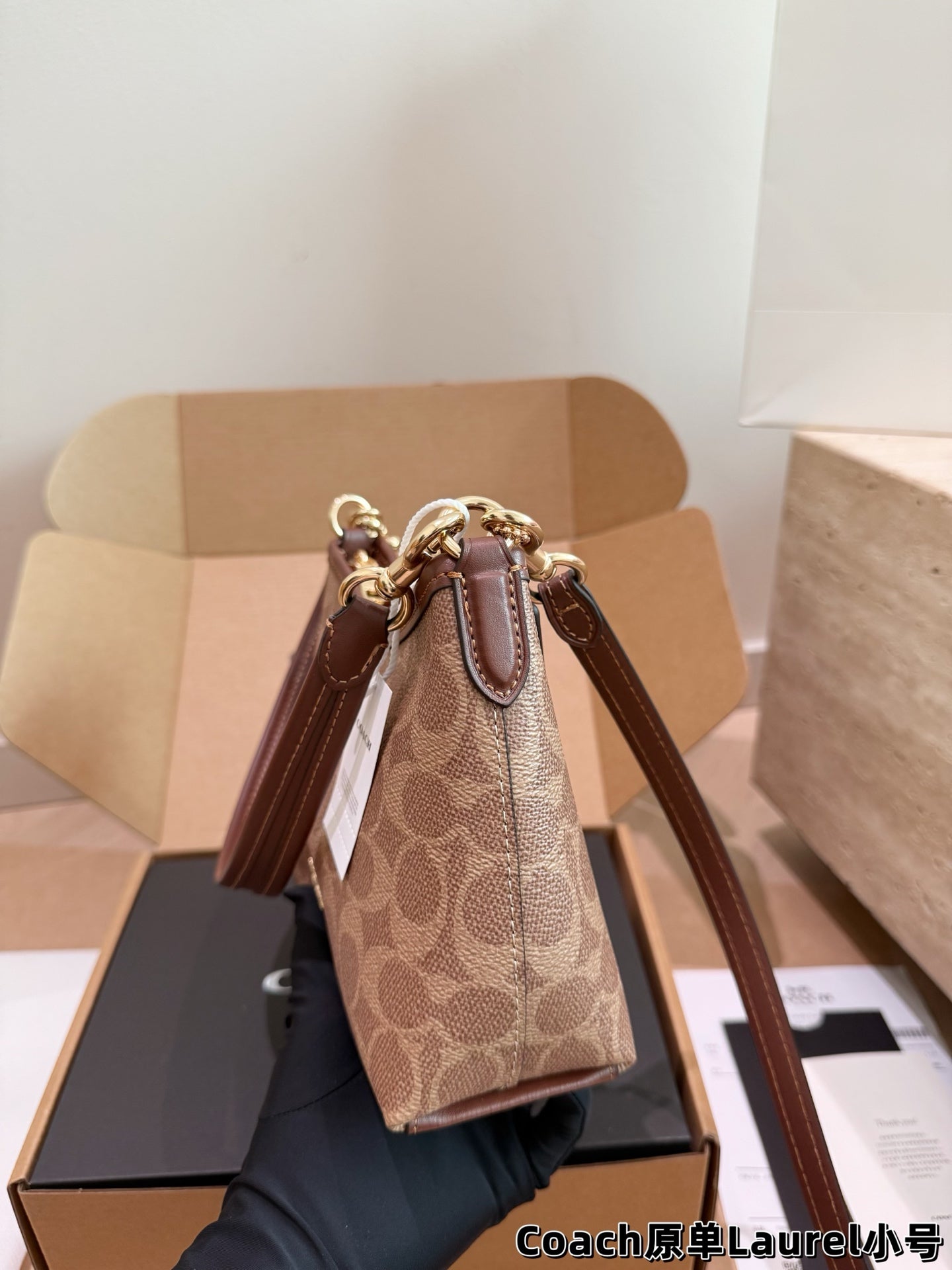 Coach bag |  The mini hobo bag is just too adorable!