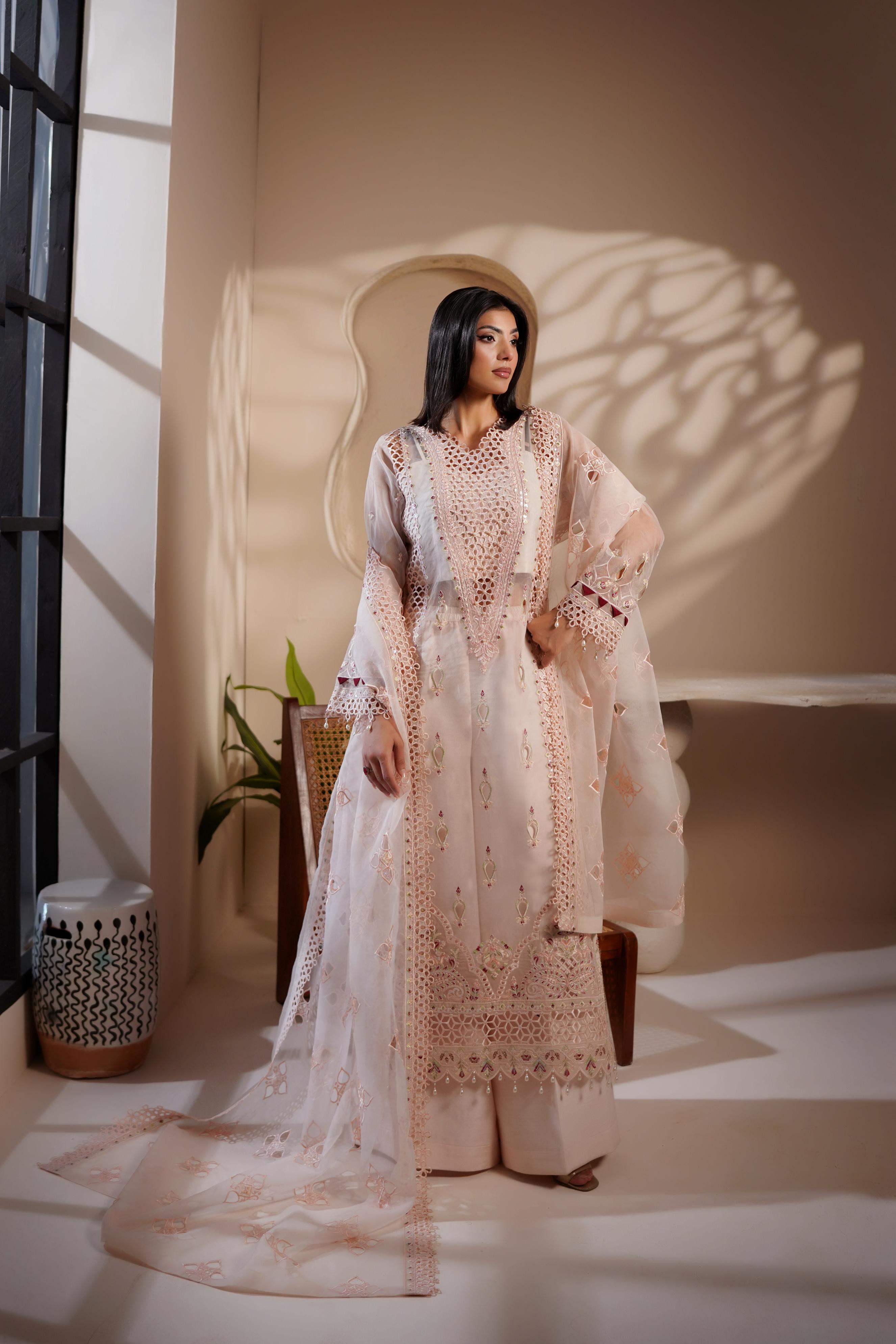 SAMIRA-NOR-1404