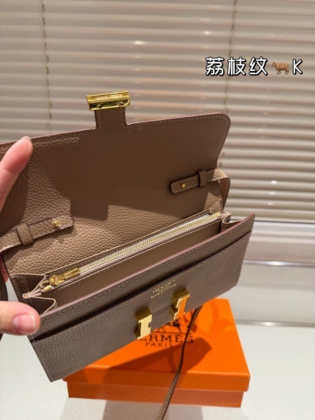 Original leather Hermes crossbody bag