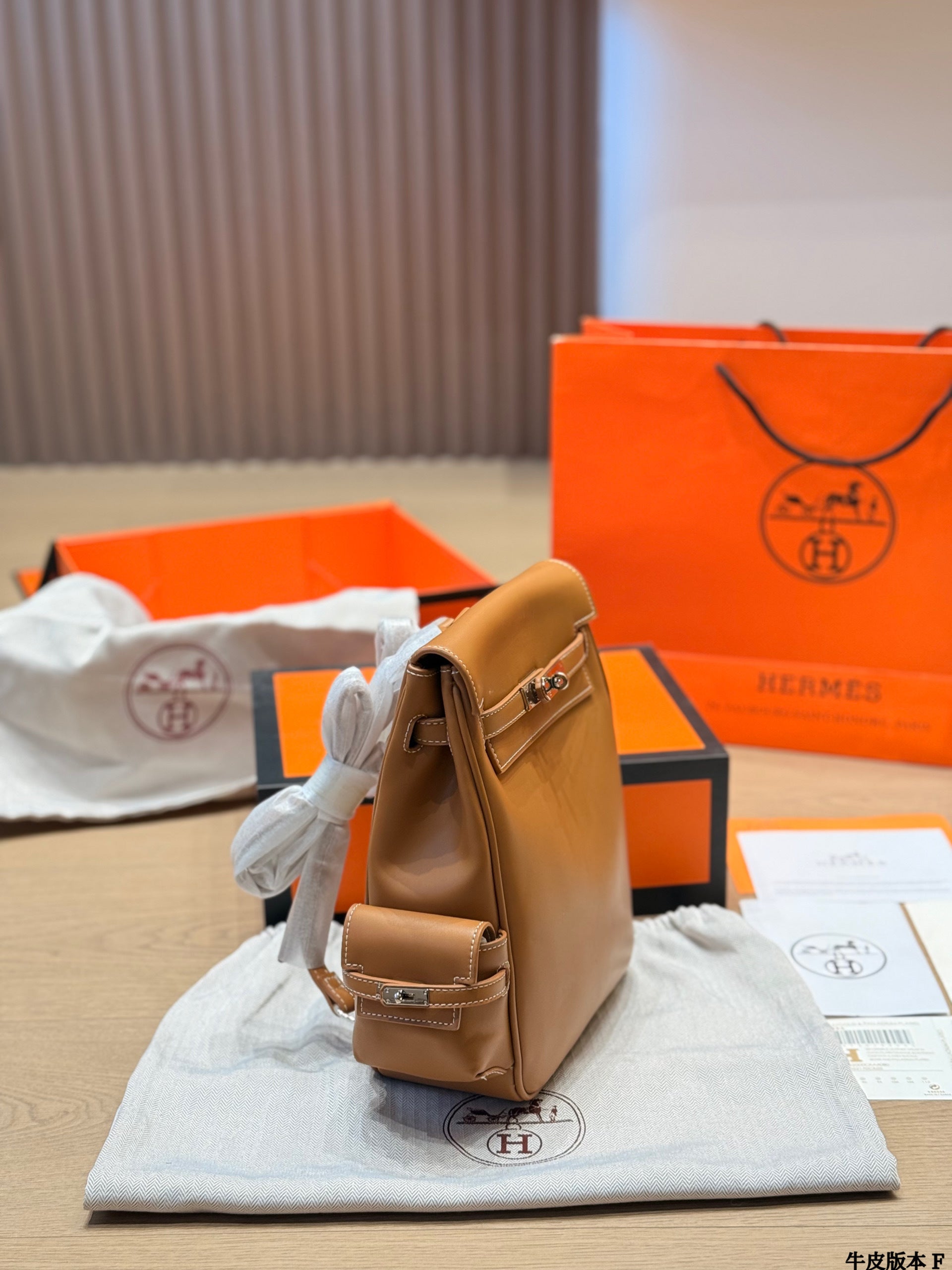 Hermes Kelly Ado backpack, made of cowhide leather.