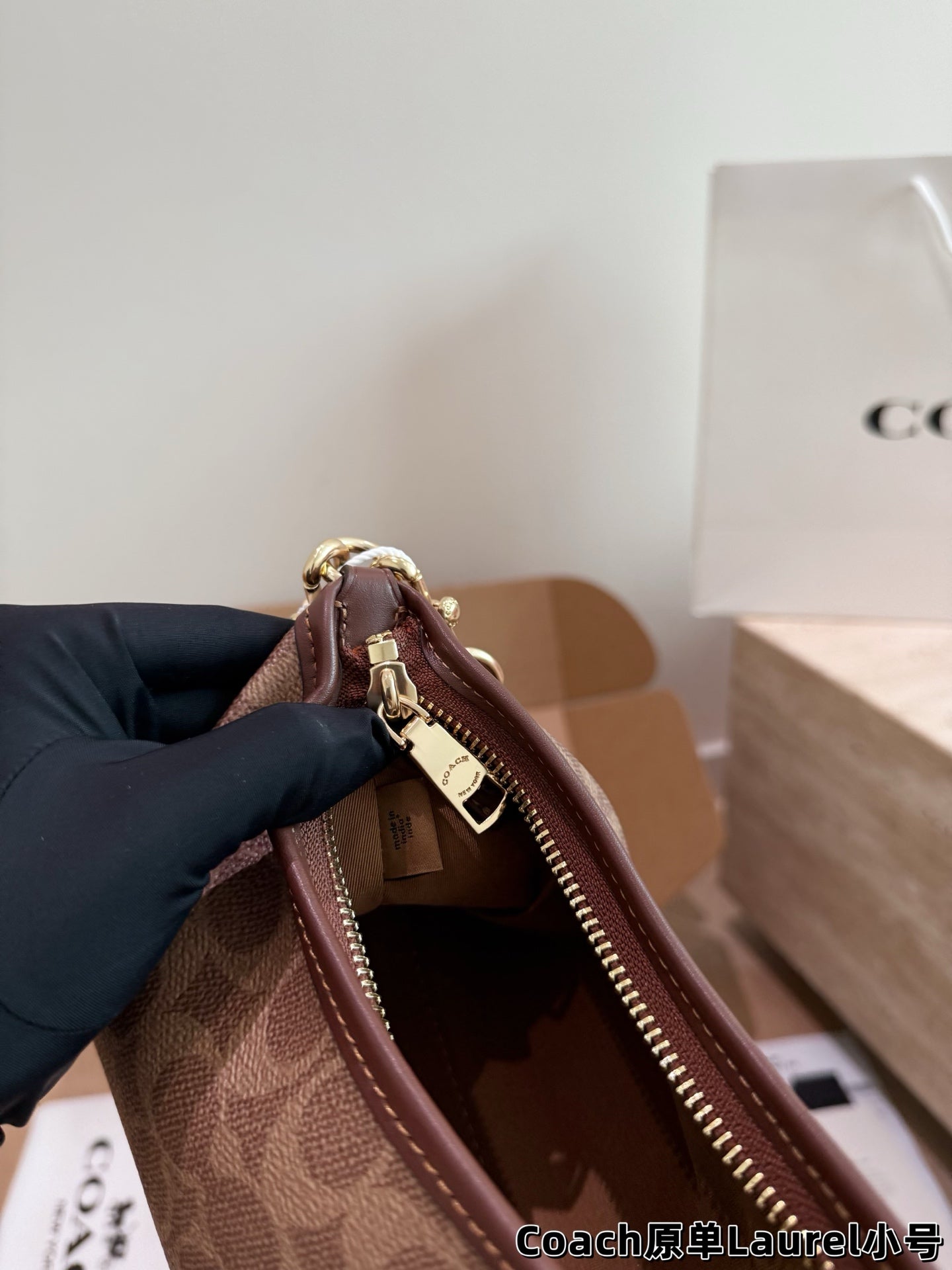 Coach bag |  The mini hobo bag is just too adorable!