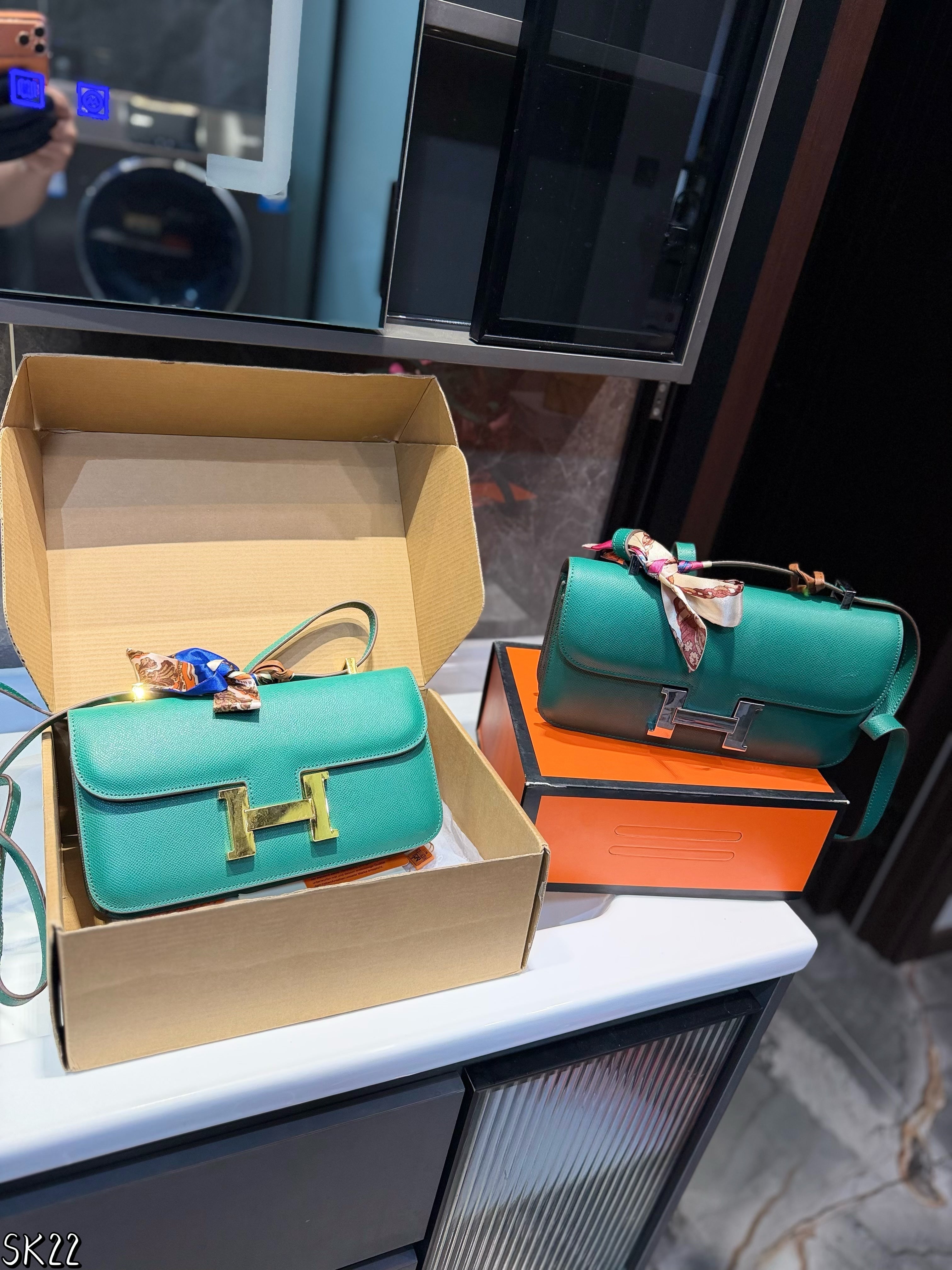 Hermes leather stewardess bag