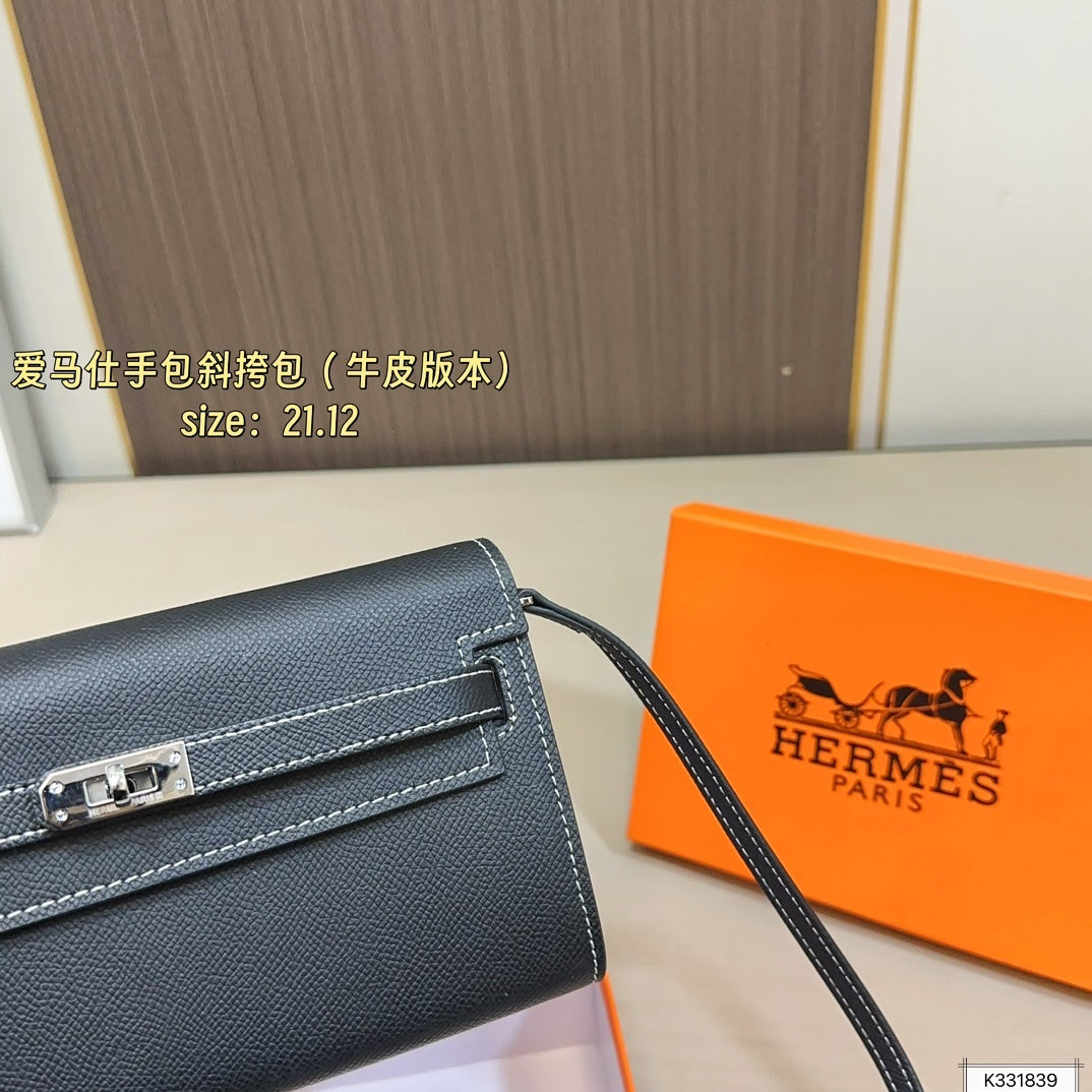 Leather Hermès Kelly handbag with box